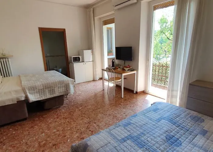 Lo Scoiattolo Bed & Breakfast 3*