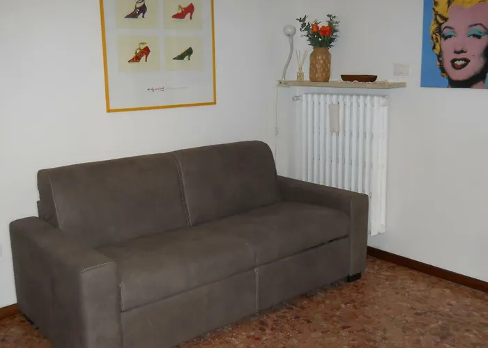 Bed & Breakfast Lo Scoiattolo 3*
